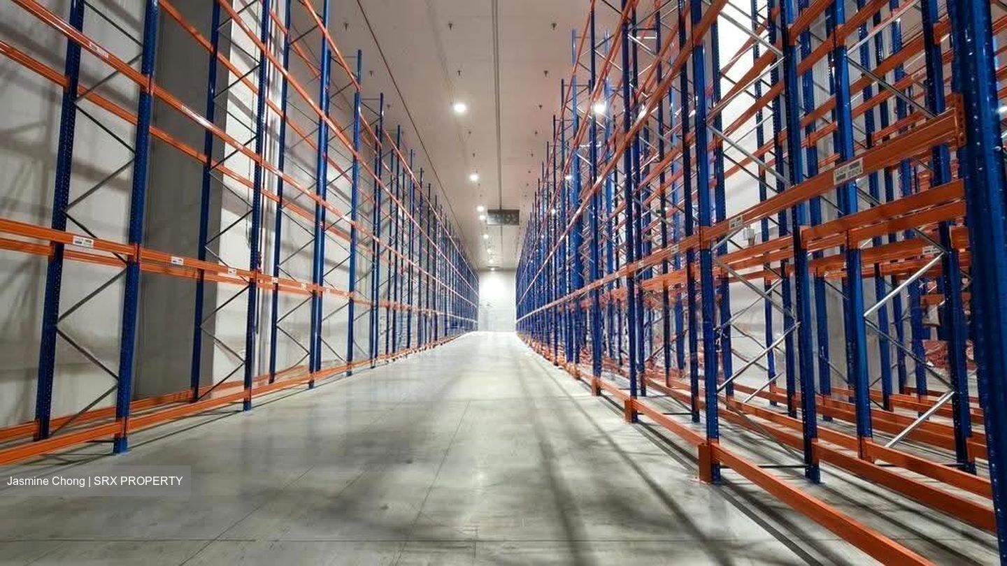 Jalan Besut (D22), Warehouse #639004931